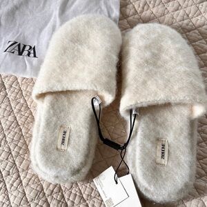 Zara Women's Soft Cream Slippers